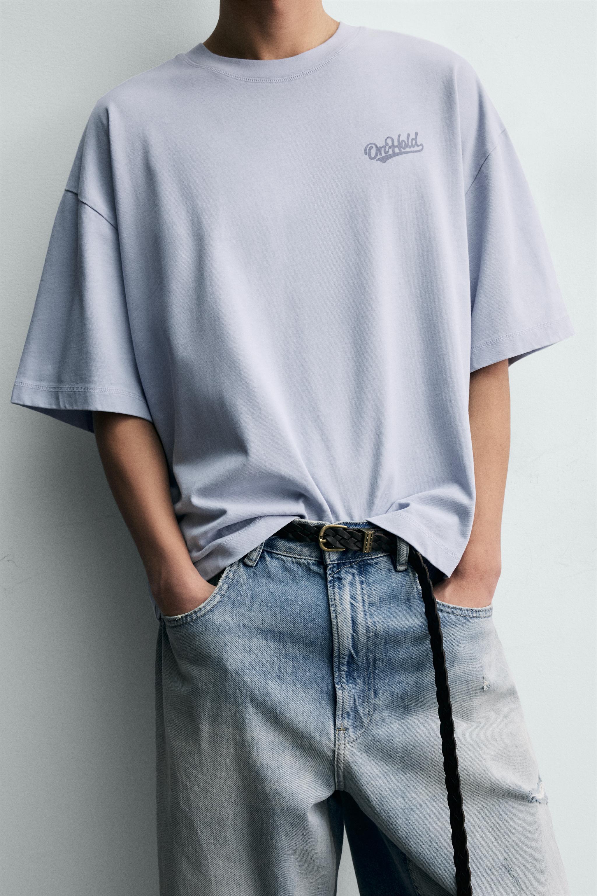 BOXY FIT PATCHES T-SHIRT